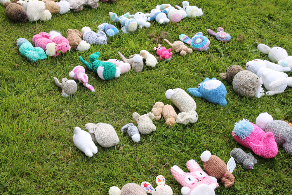 Crochet Guiness World Record Attempt 7 Jane Burns Knit Crochet Designer hundreds of crochet bunnies, rabbits being counted for world record attempt