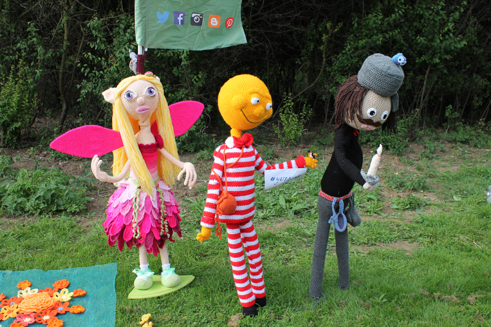 Crochet Guiness World Record Attempt Jane Burns Knit Crochet Designer crochet fairytale characters at the crochet guiness world record count